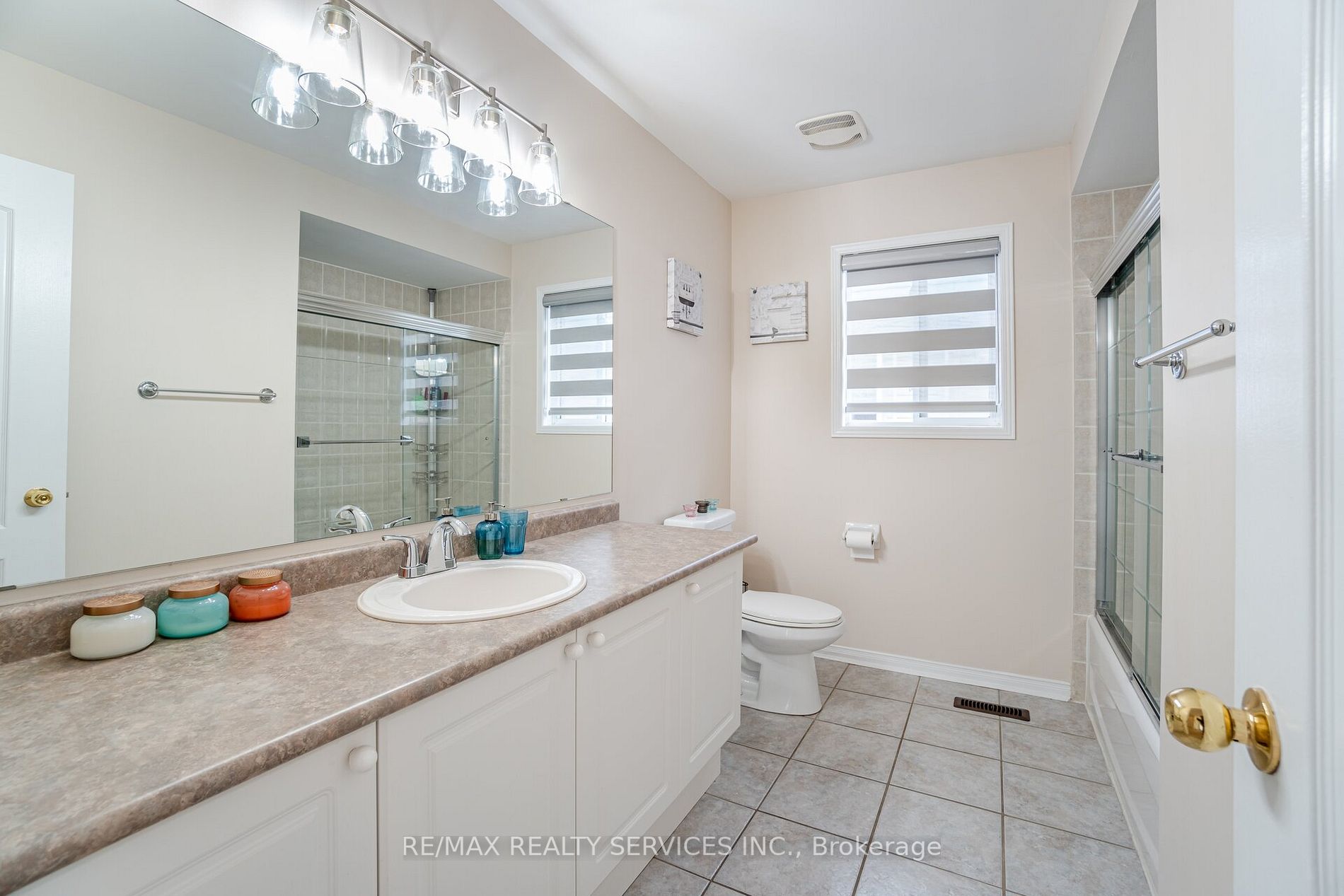 125 Fairhill Ave
