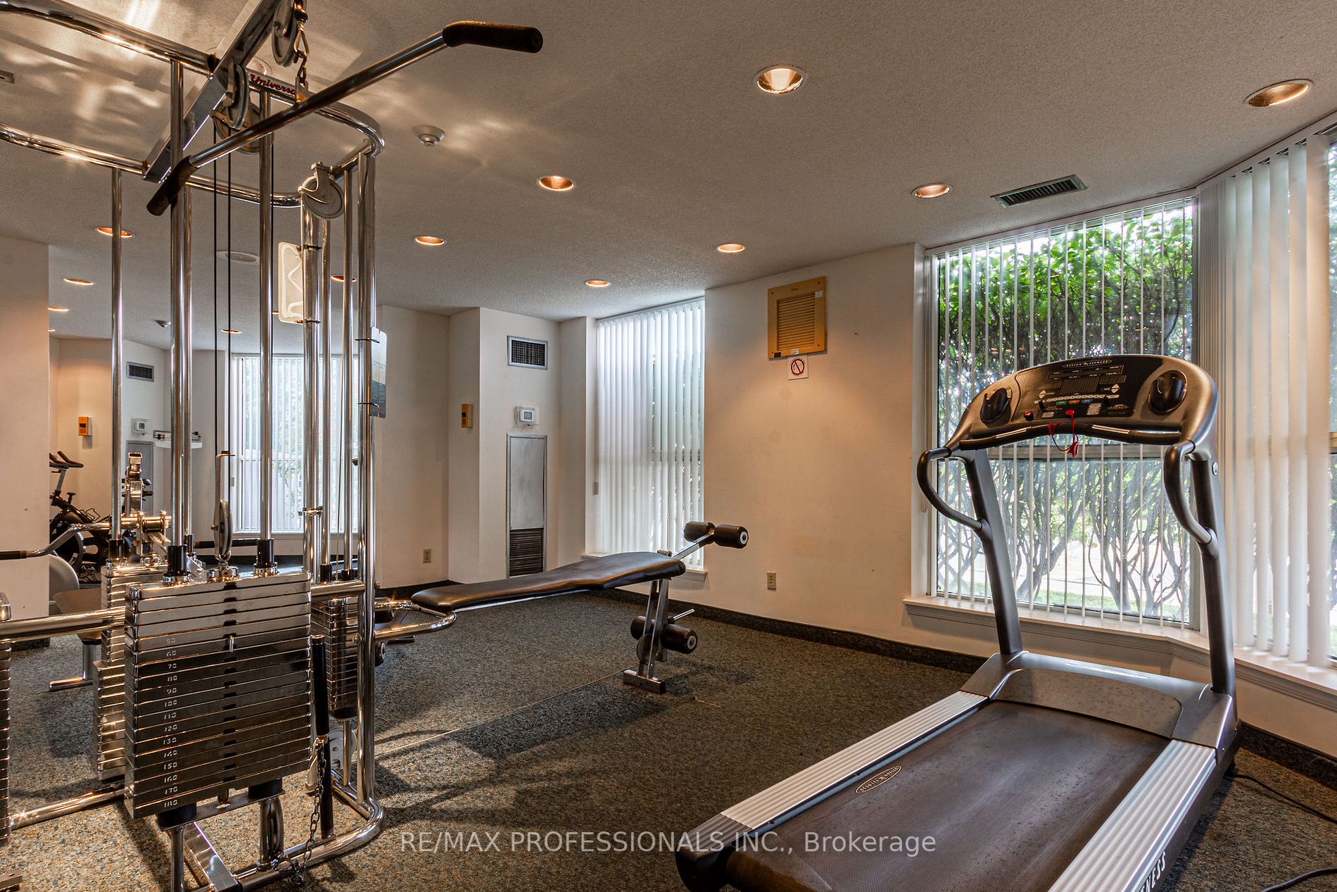 2091 Hurontario St, #710
