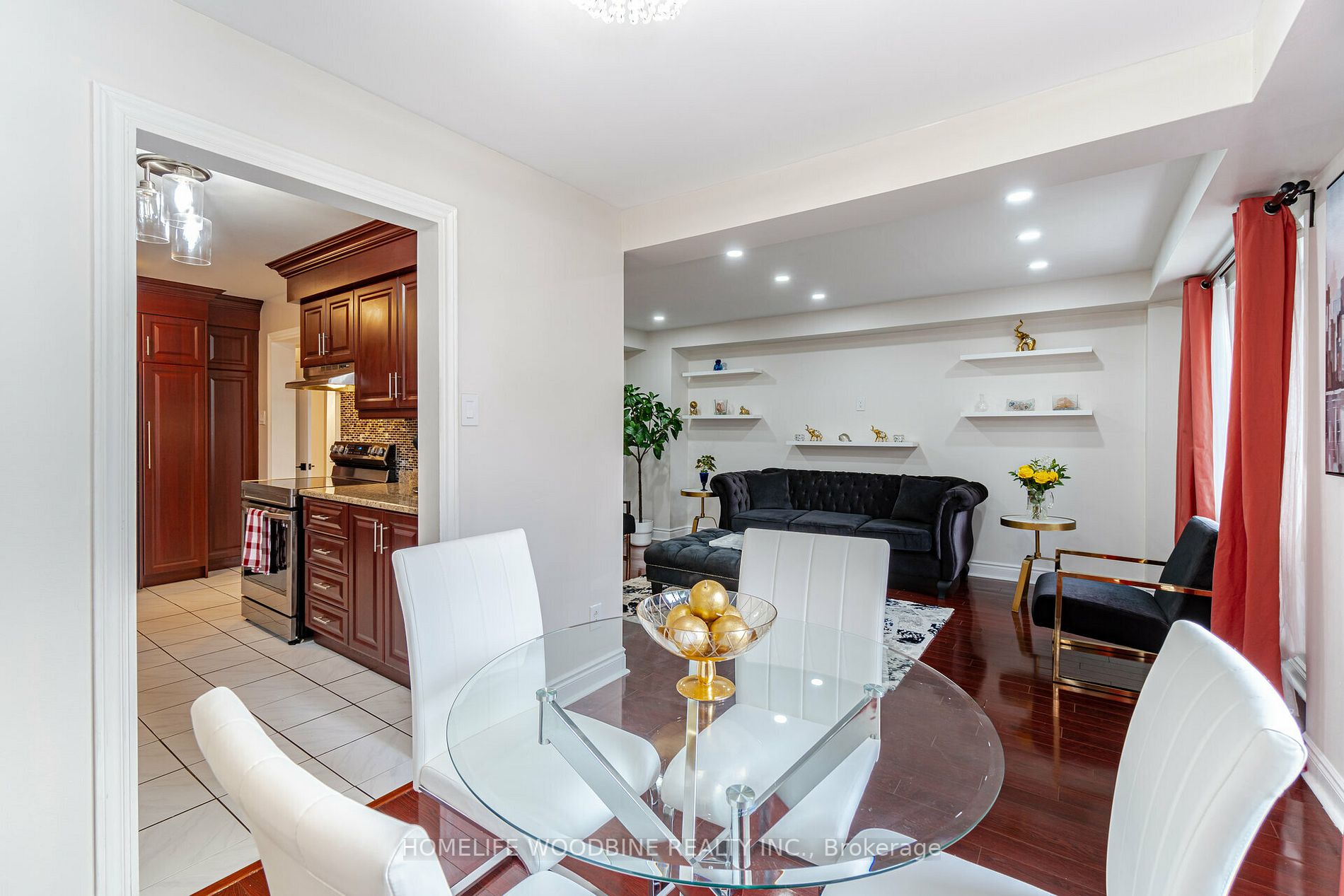 31 Oleander Cres