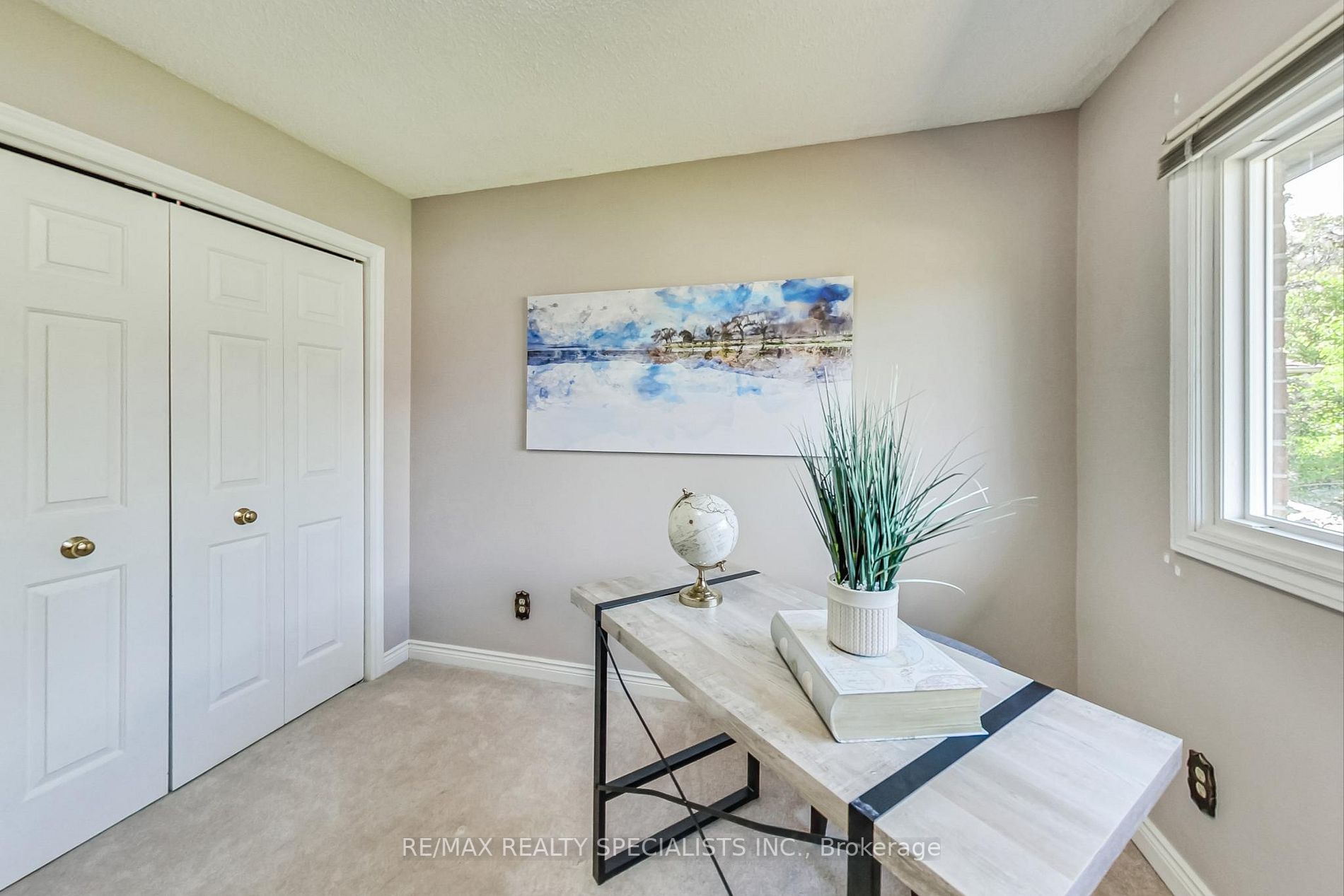 3955 Glamis Crt