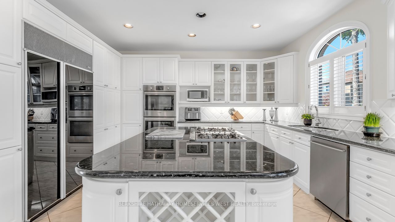 1429 Brentano Blvd