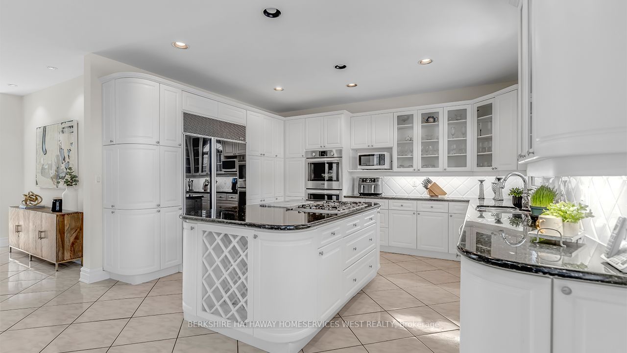 1429 Brentano Blvd