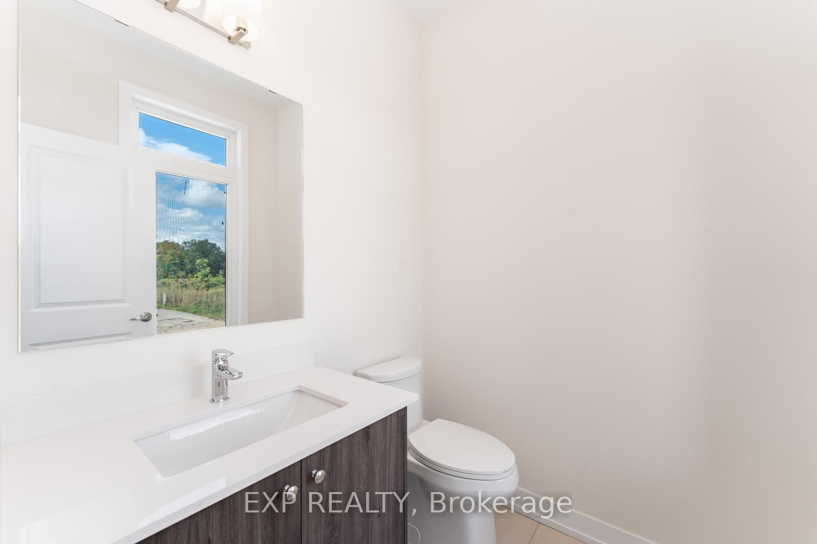 1522 Wellwood Terr