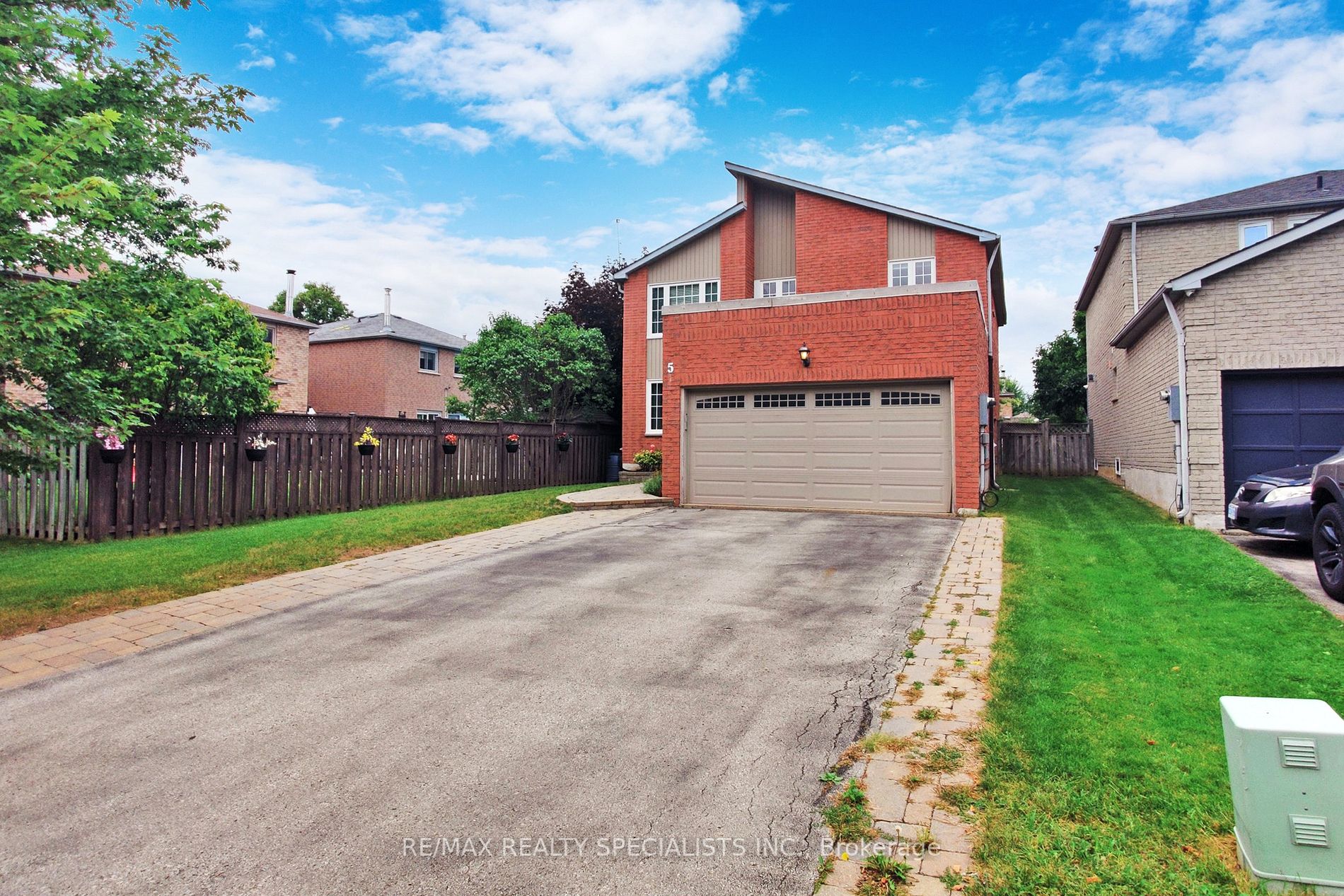 Listing W6817596 - Large Photo # 1