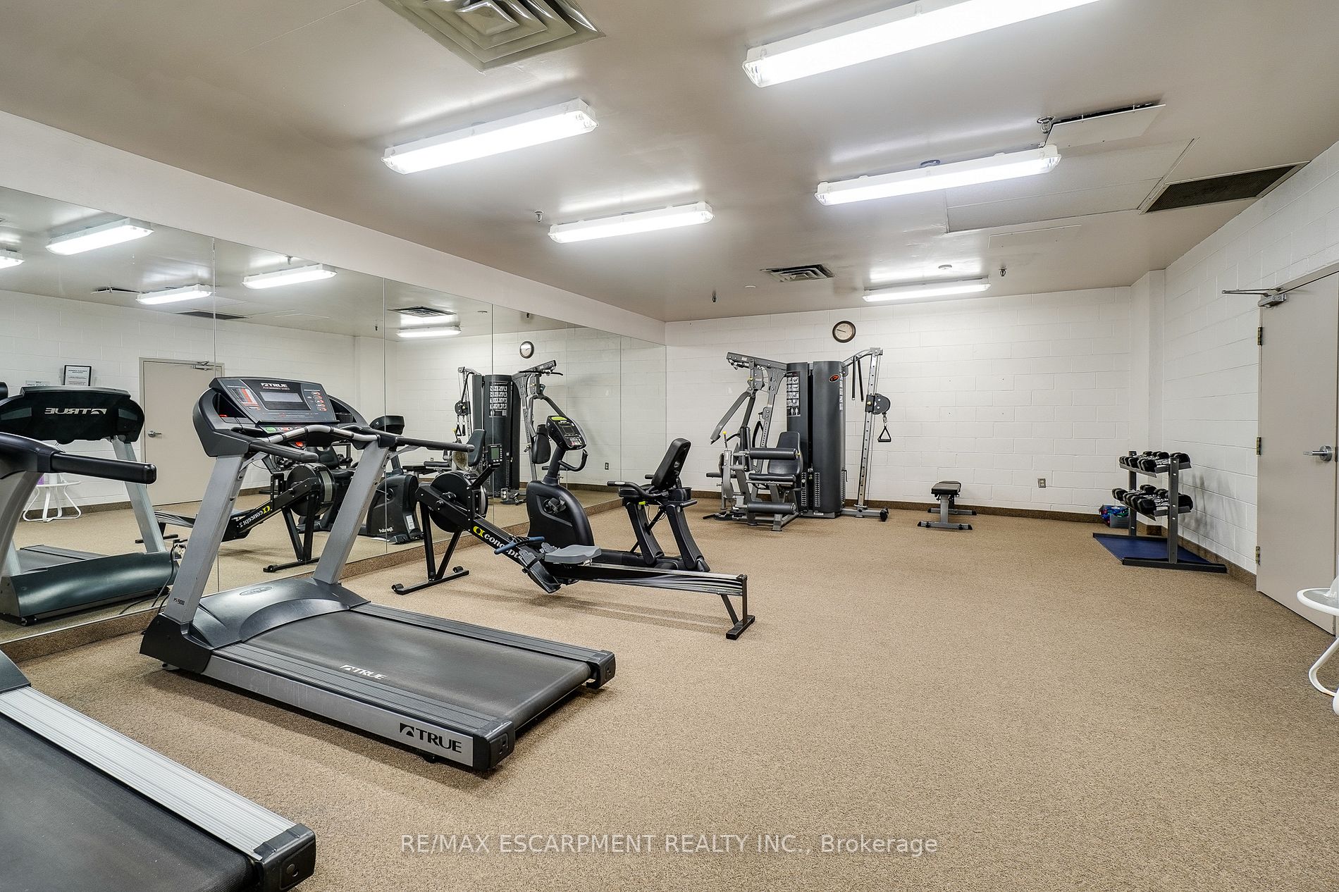 5090 Pinedale Avenue, #408