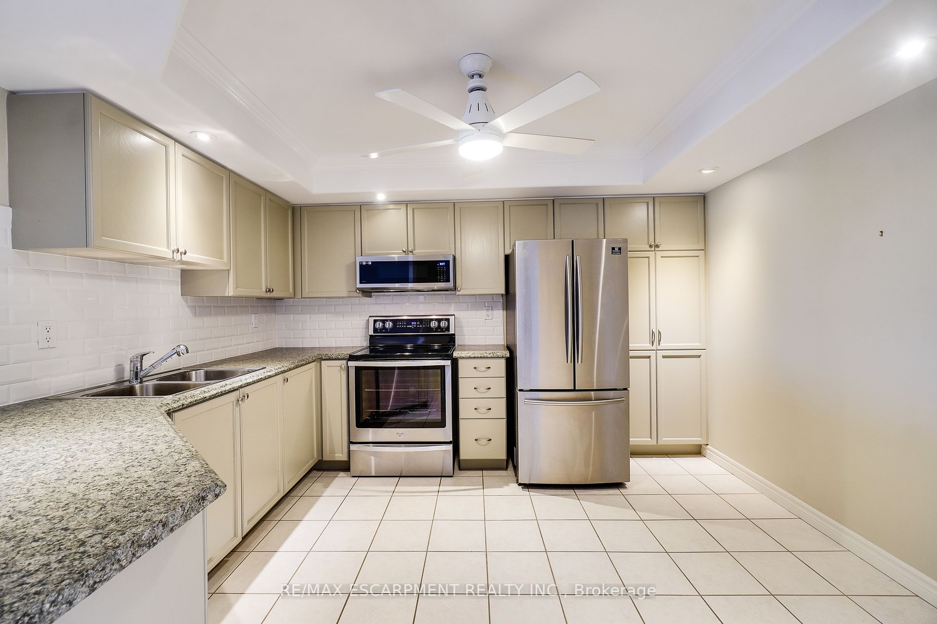 5090 Pinedale Avenue, #408