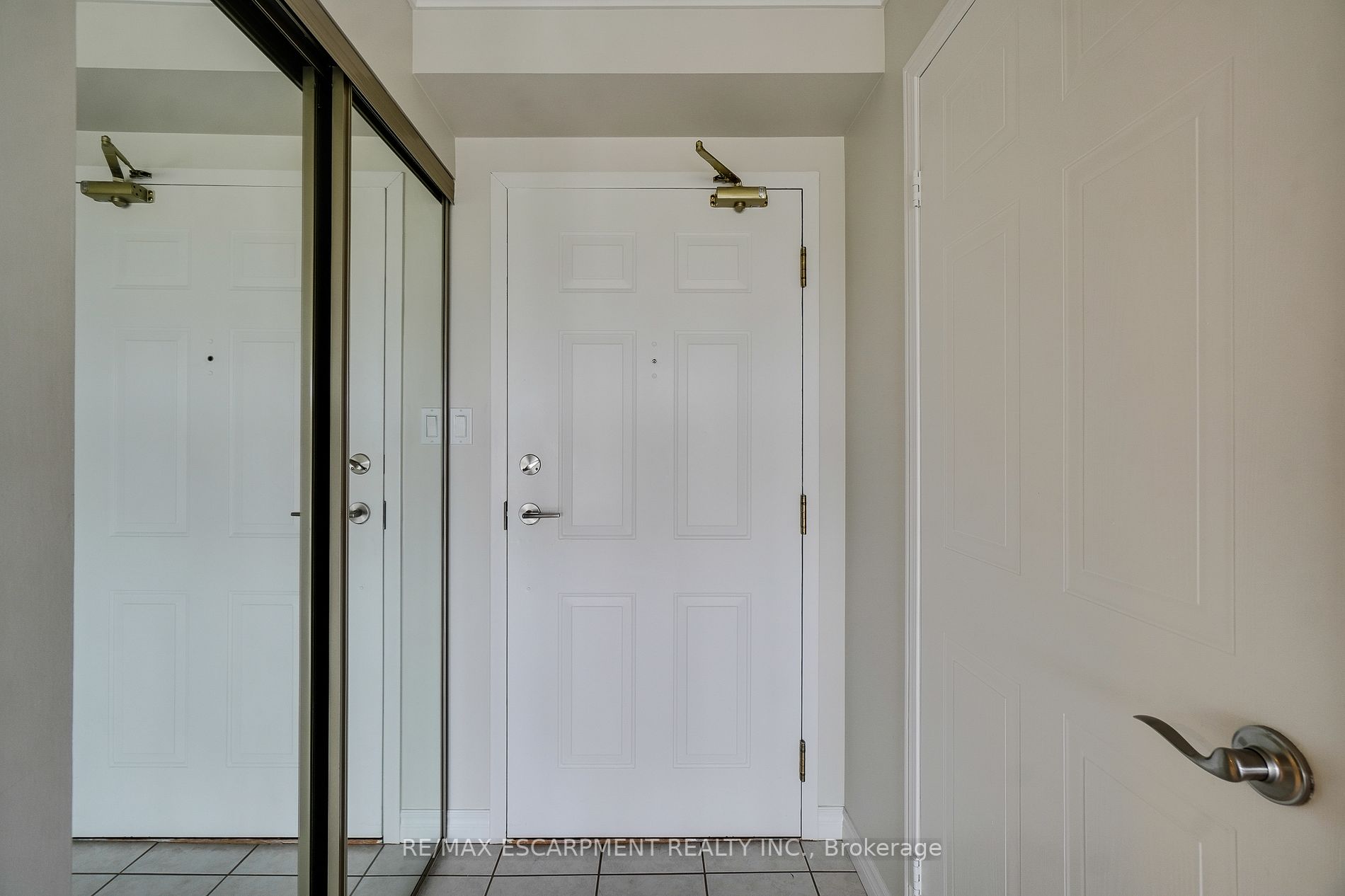 5090 Pinedale Avenue, #408