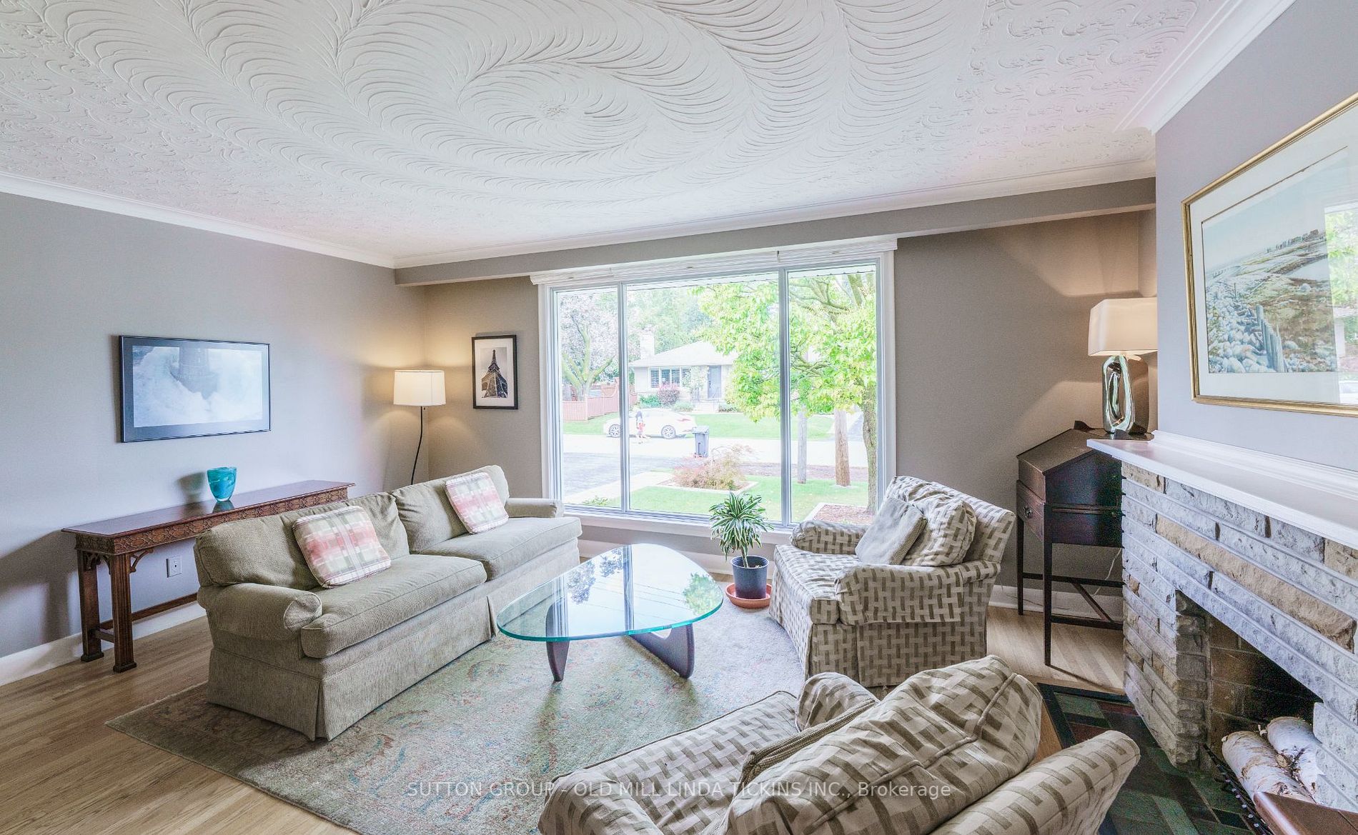 17 Adelpha Dr