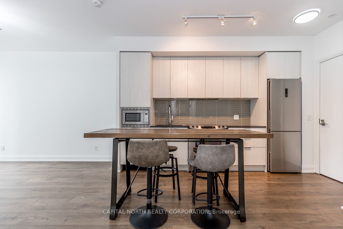 110 Marine Parade Dr, #1507