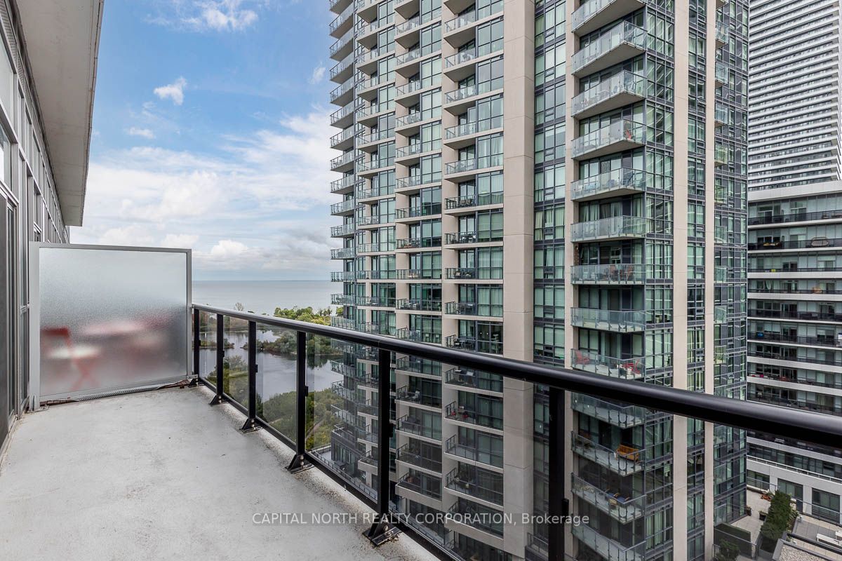 110 Marine Parade Dr, #1507
