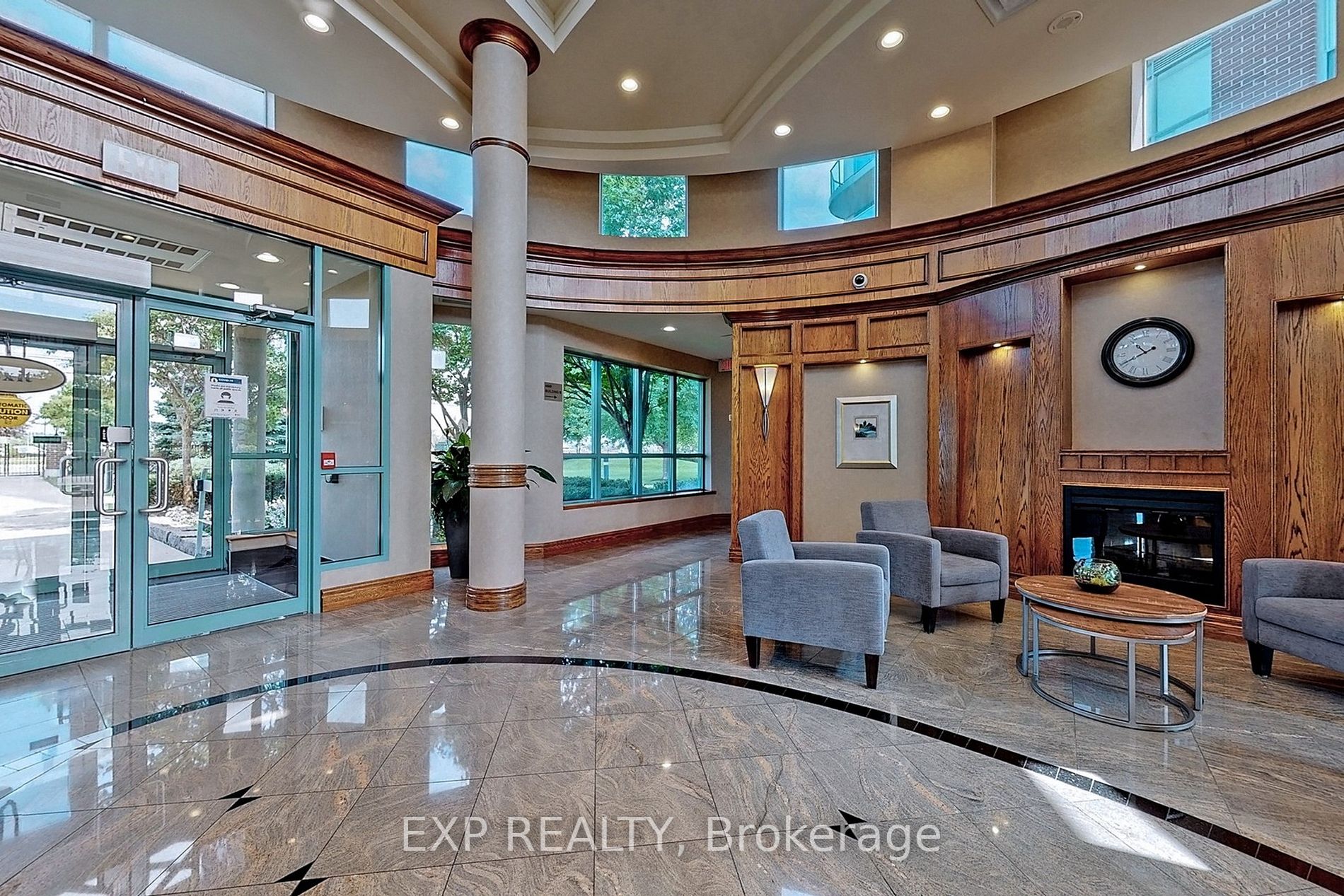 Listing W6817856 - Large Photo # 2