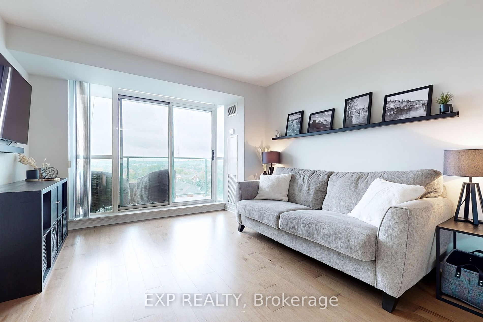 Listing W6817856 - Large Photo # 4