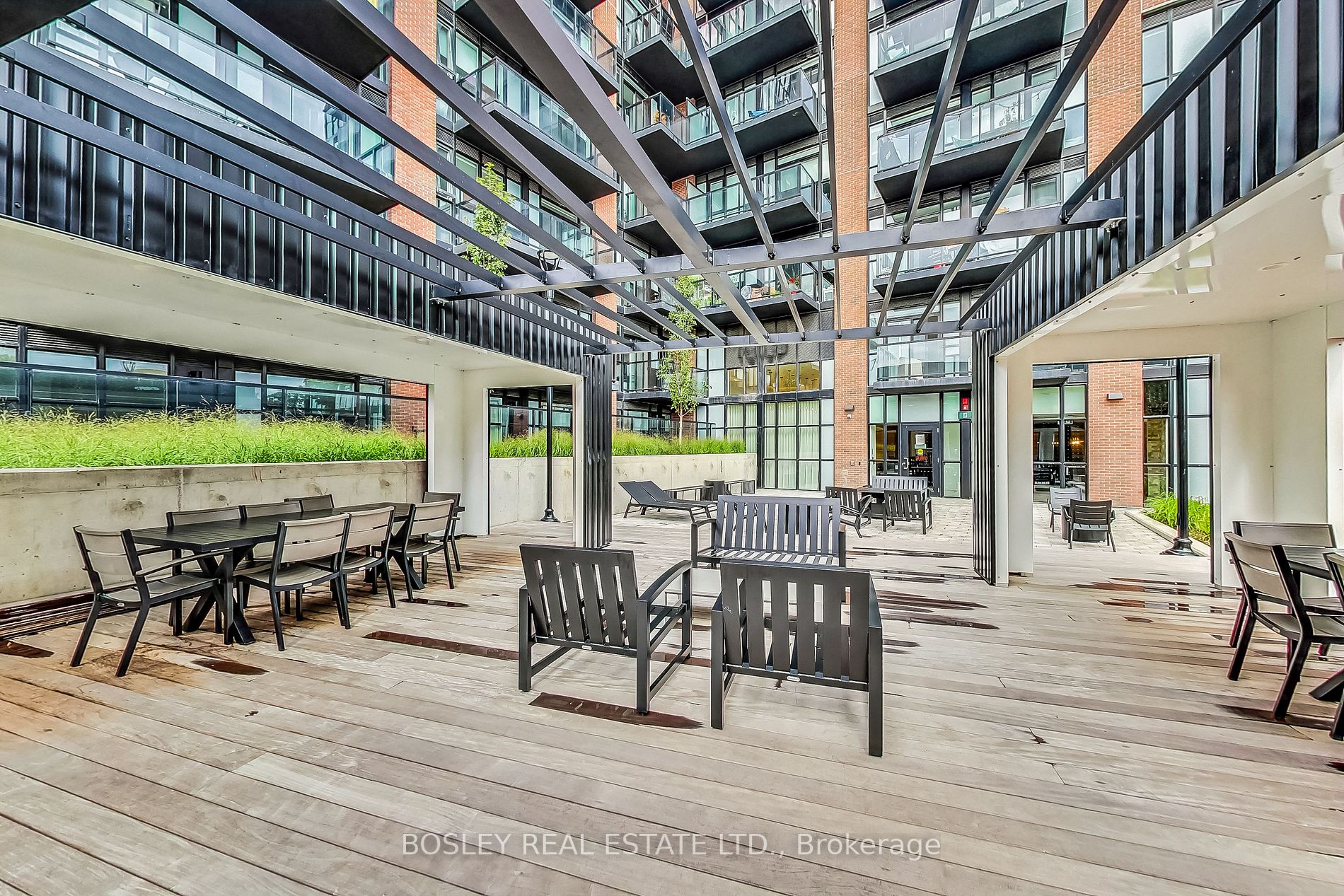 Listing W6817880 - Large Photo # 30
