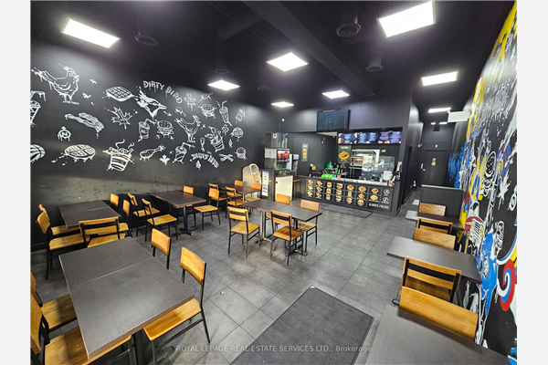 6415 Erin Mills Pkwy, Mississauga