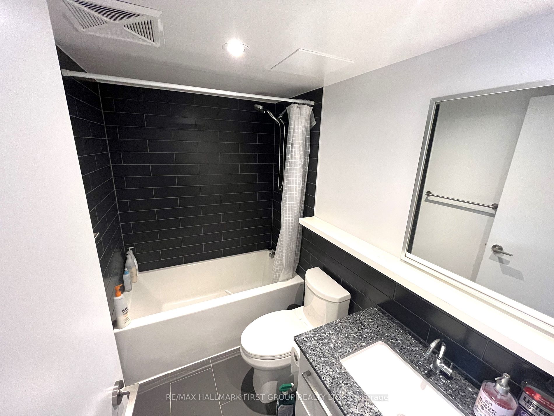 160 Flemington Rd, #308