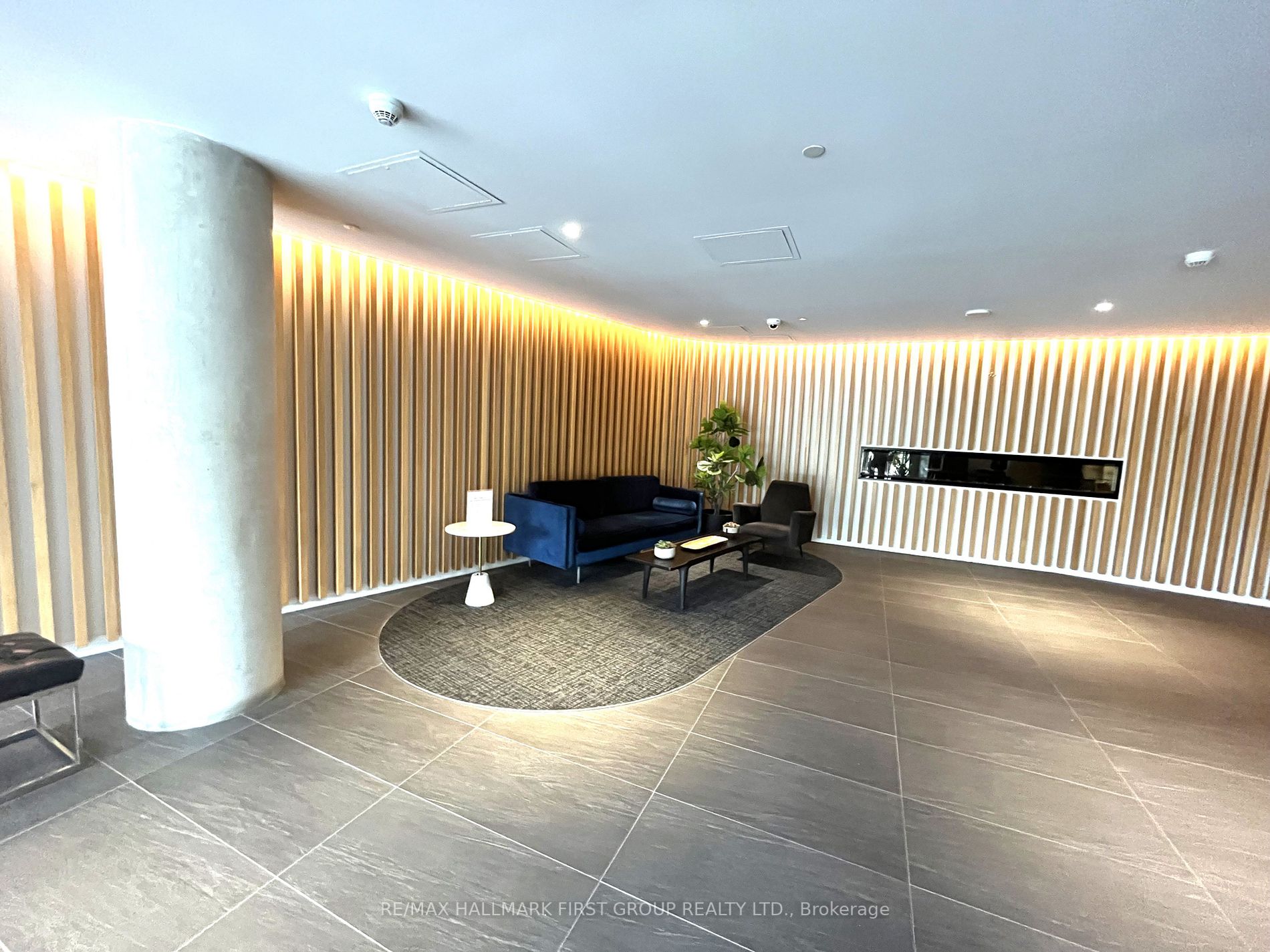 160 Flemington Rd, #308