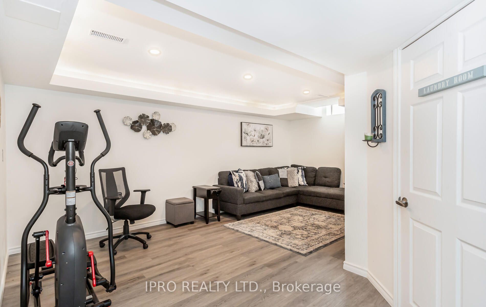 2260 Dale Ridge Drive