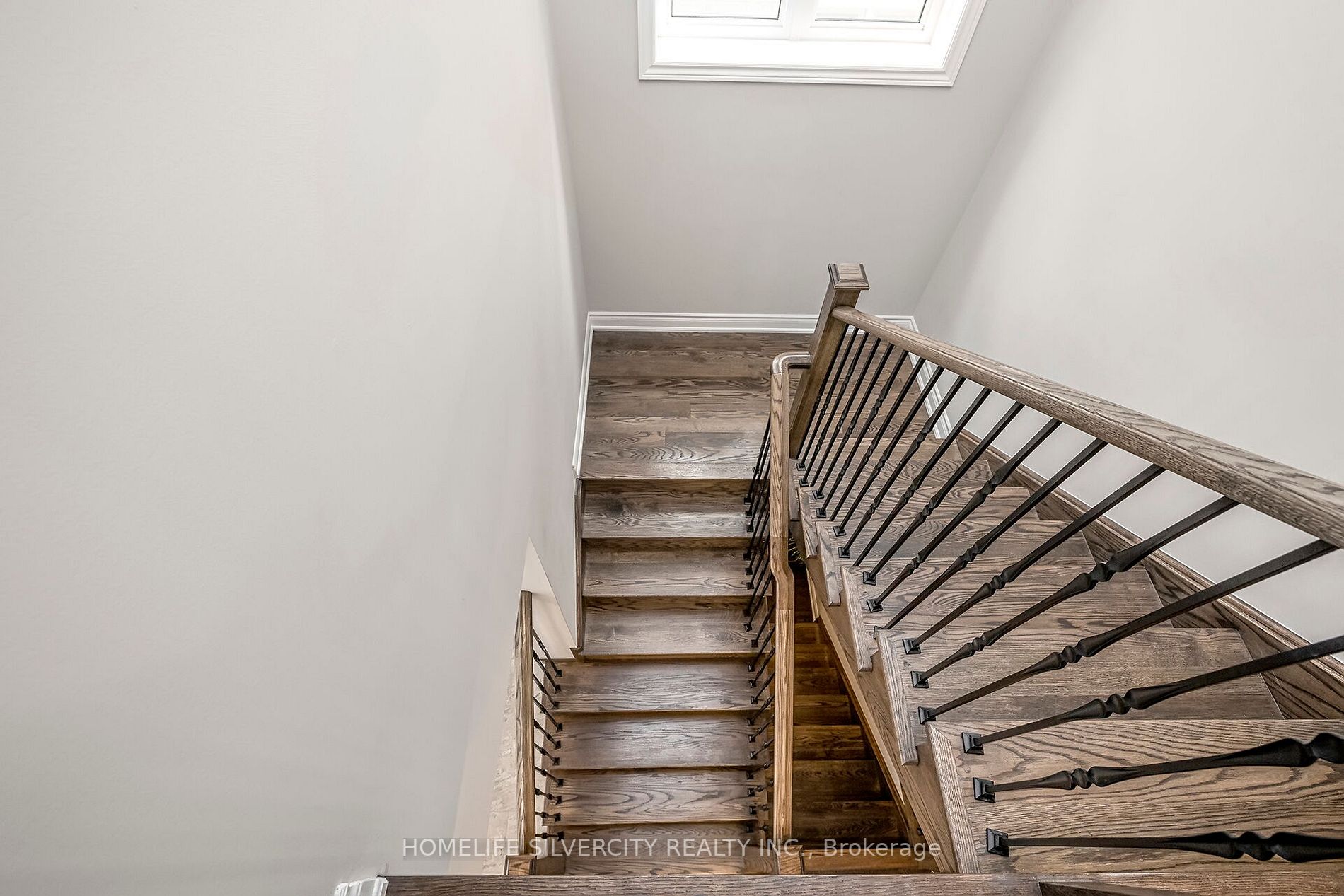 30 Ash Hill Avenue
