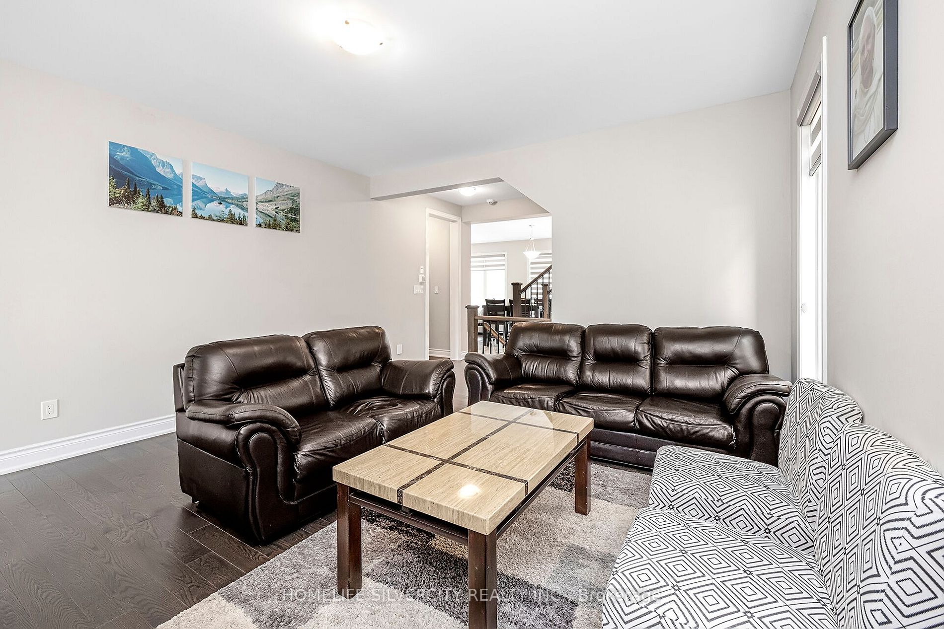 30 Ash Hill Avenue