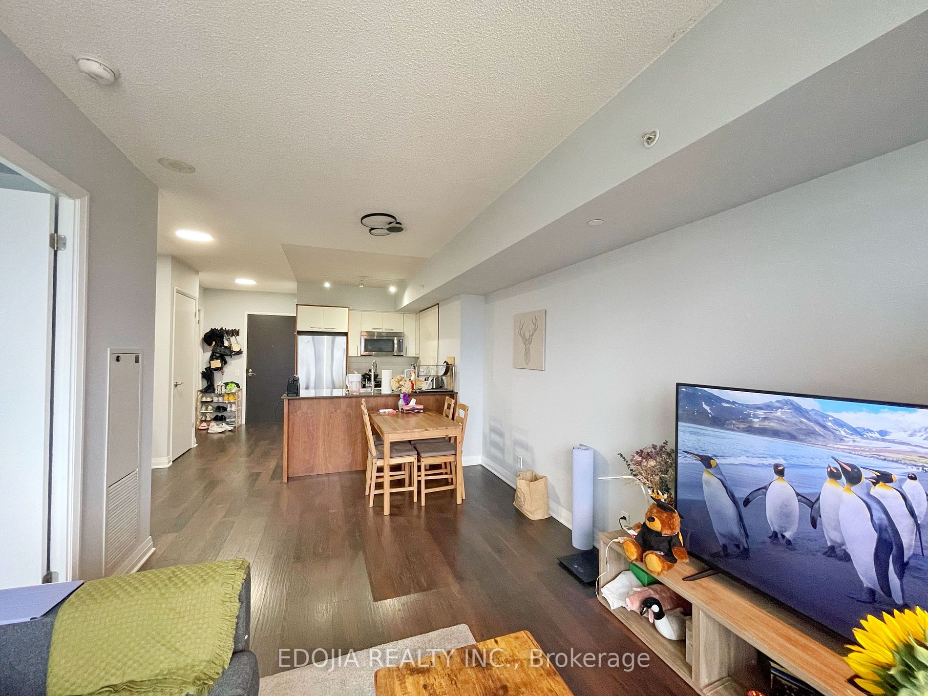 5 Valhalla Inn Rd, #1803