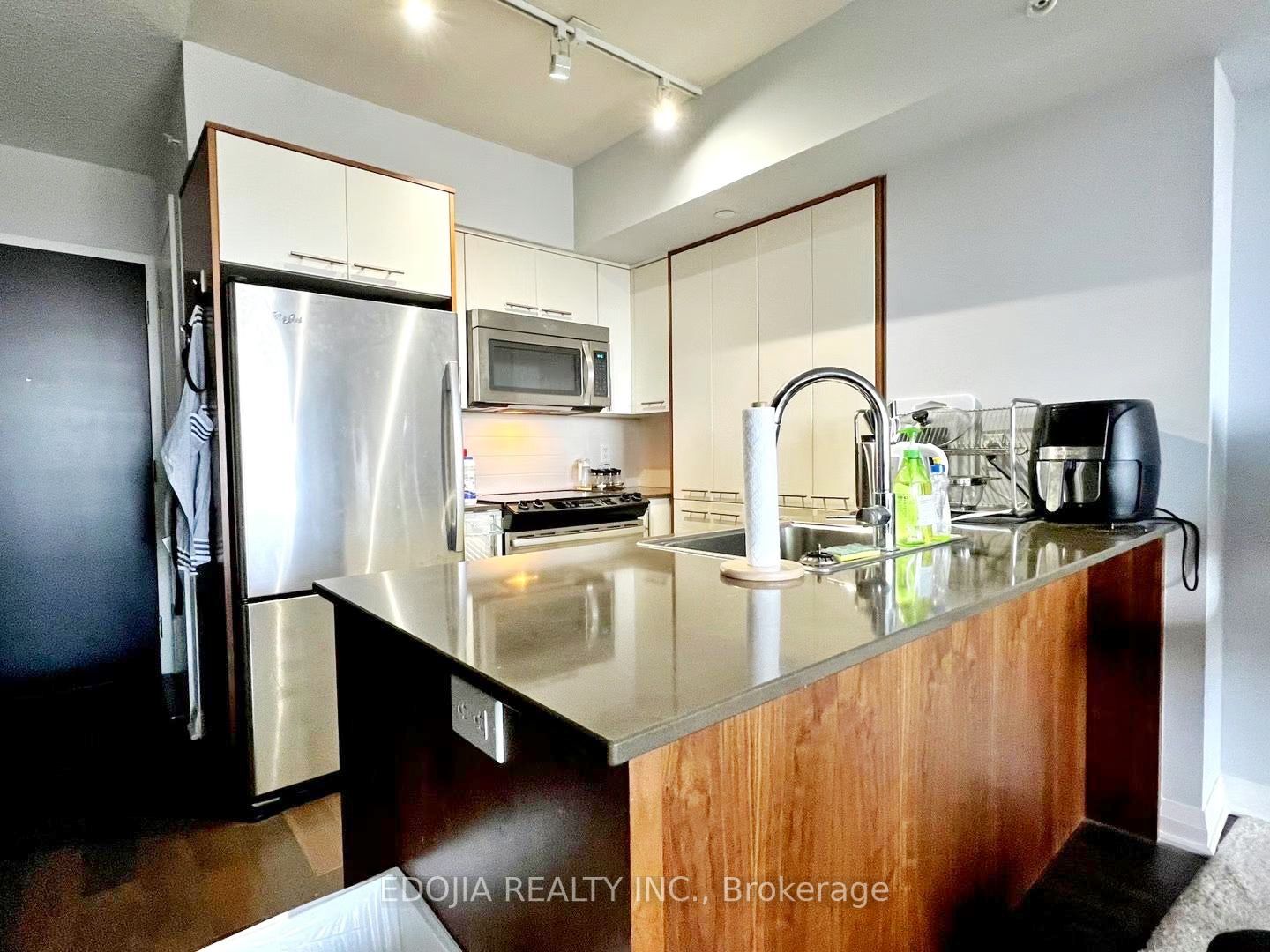 5 Valhalla Inn Rd, #1803