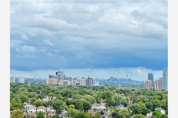 5 Valhalla Inn Rd, Toronto