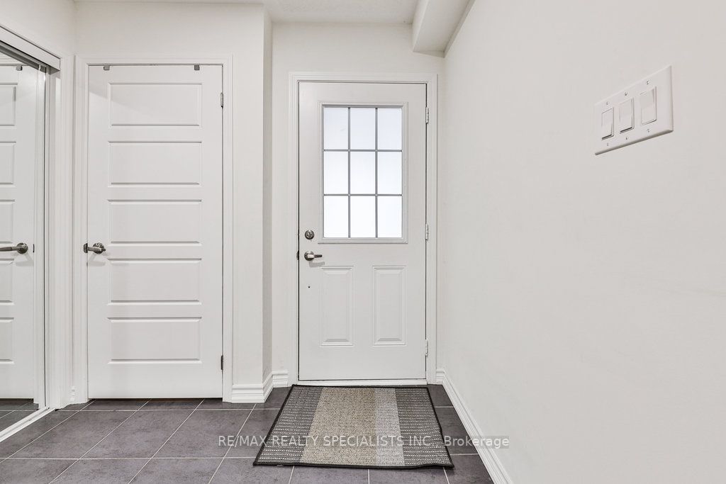 1222 Rose Way, #69