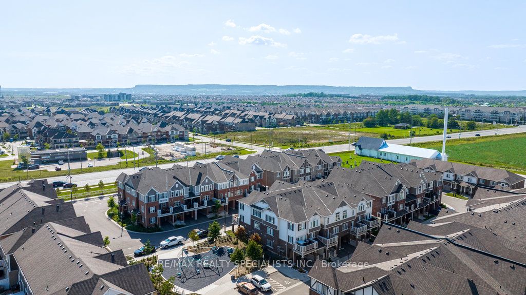 1222 Rose Way, #69