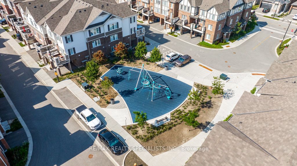 1222 Rose Way, #69