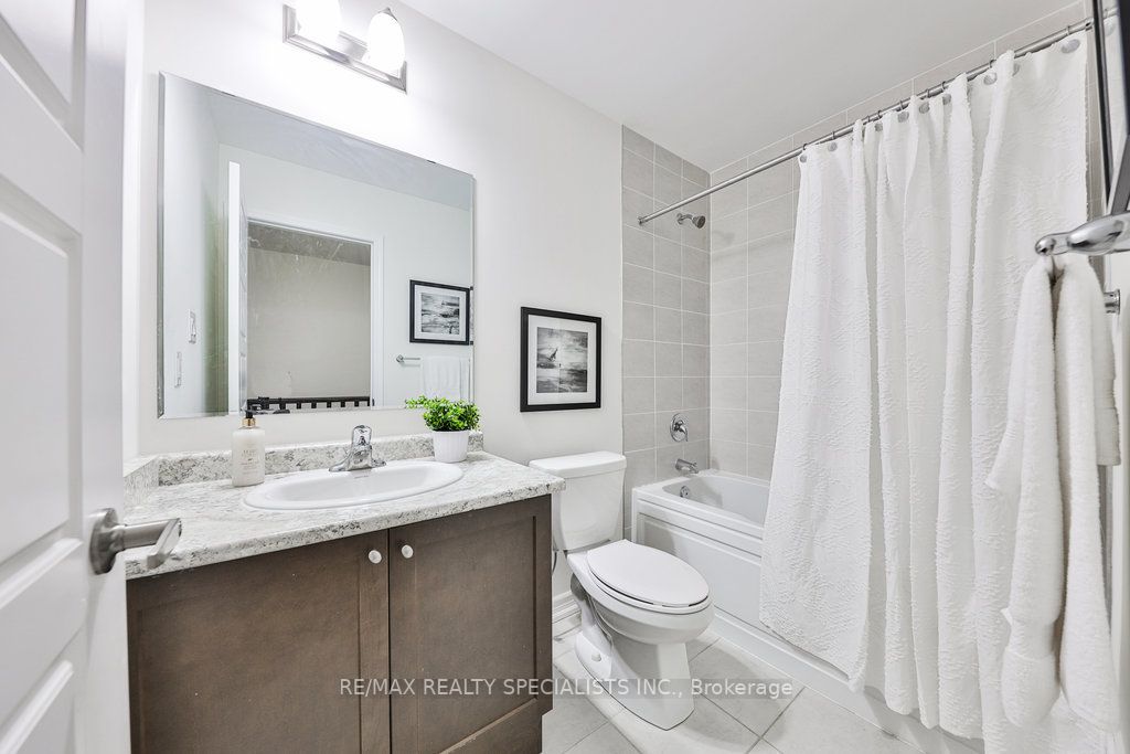 1222 Rose Way, #69