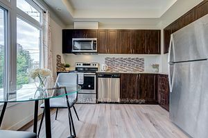 6 Bicknell Ave, #10