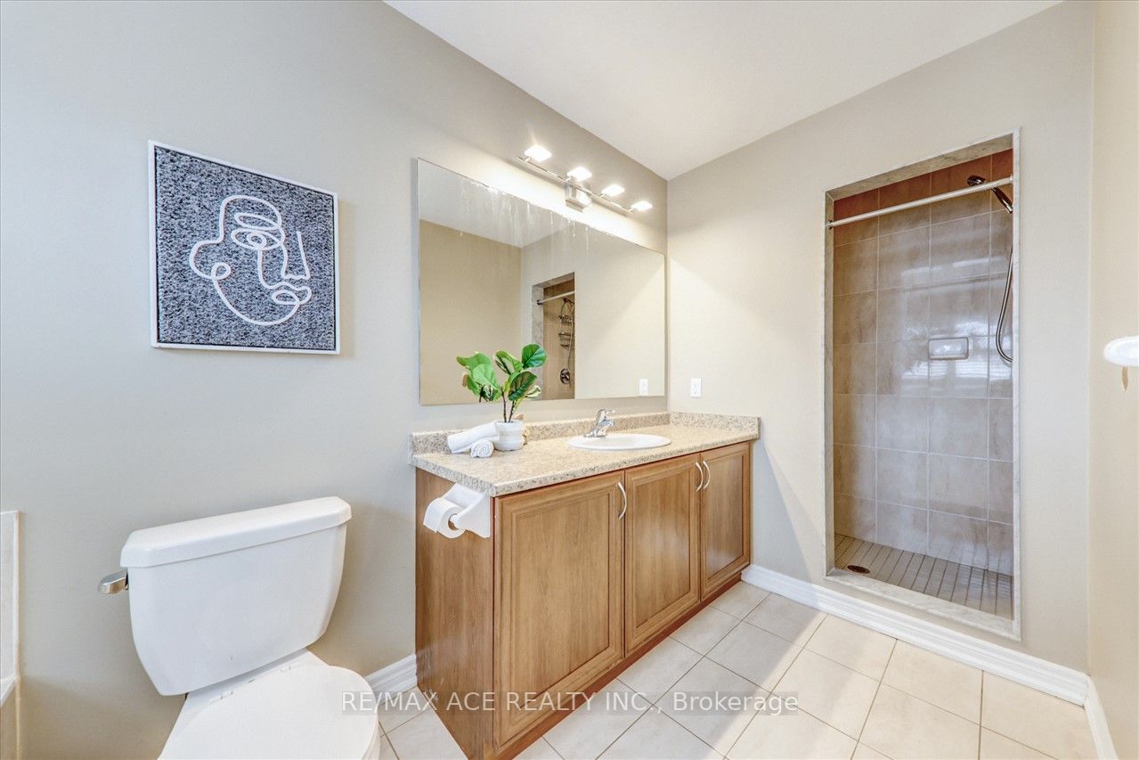 75 Campwood Cres