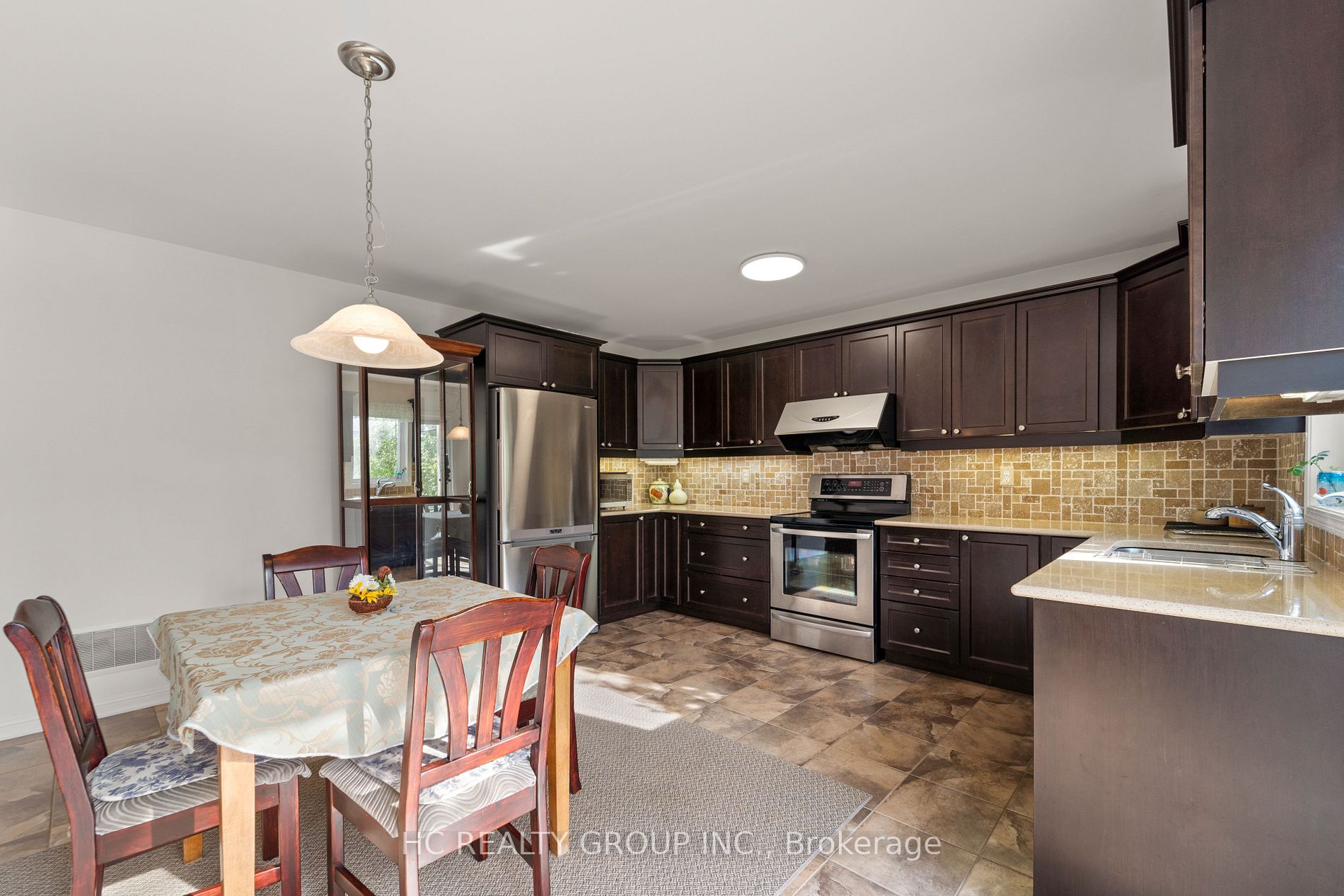 382 Mcjannett Ave