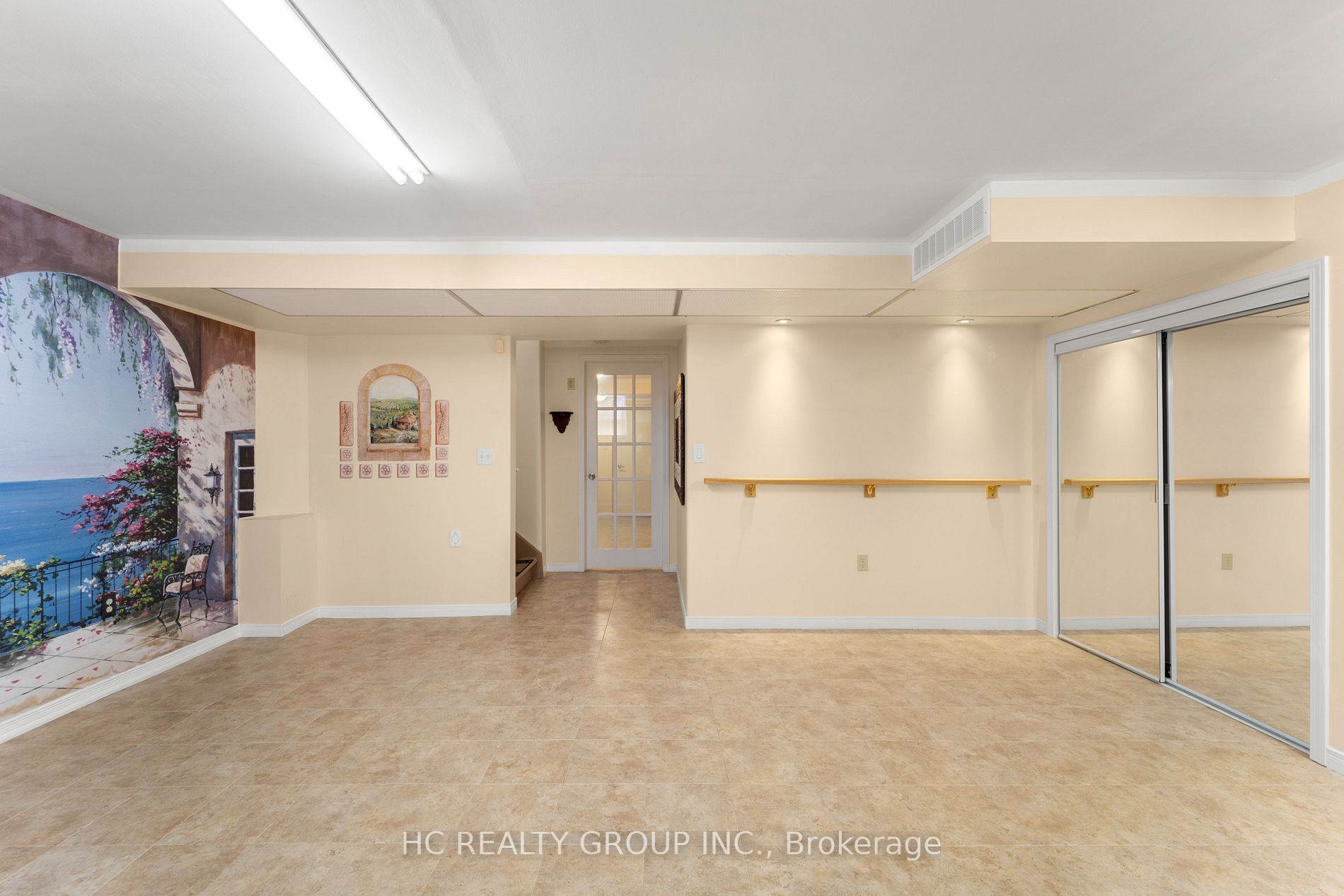 382 Mcjannett Ave