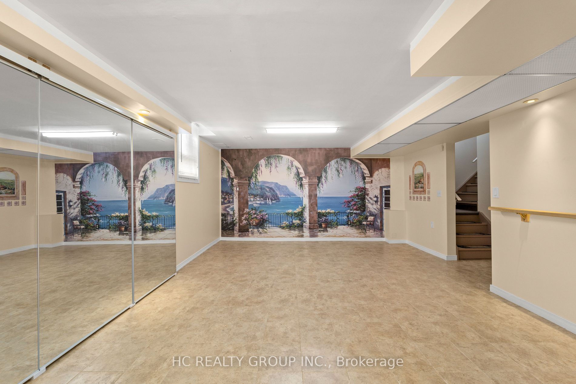 382 Mcjannett Ave