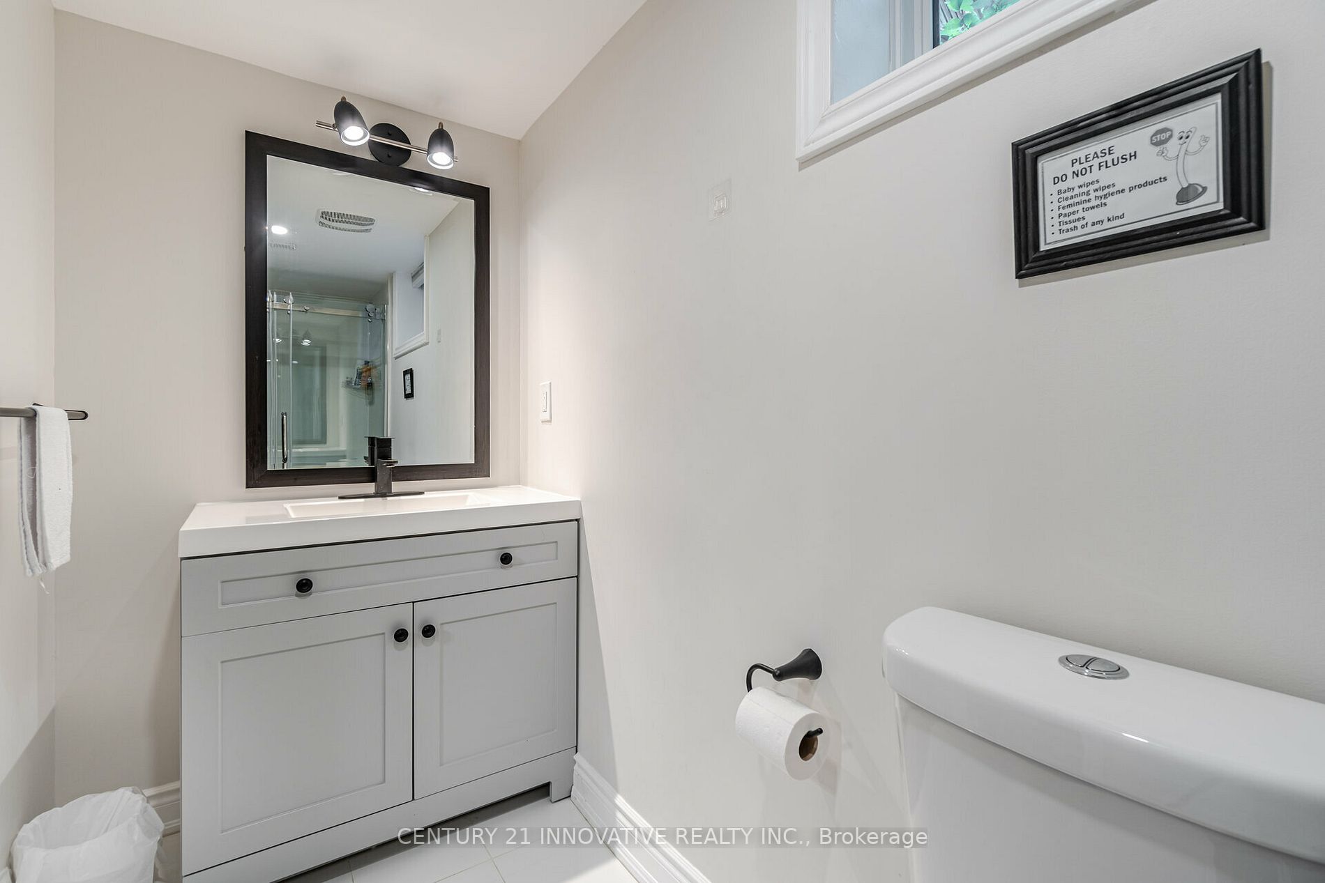401 Dorchester Cres