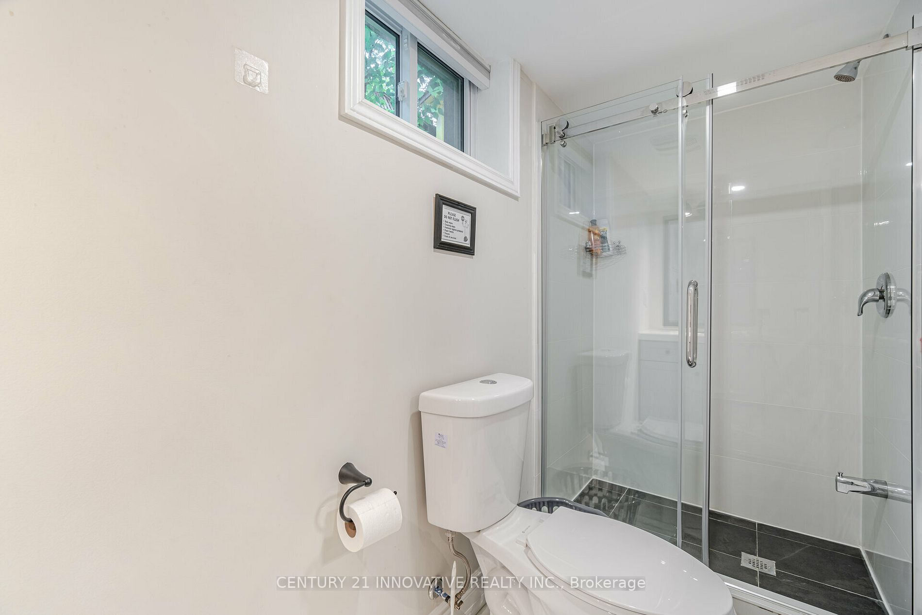 401 Dorchester Cres