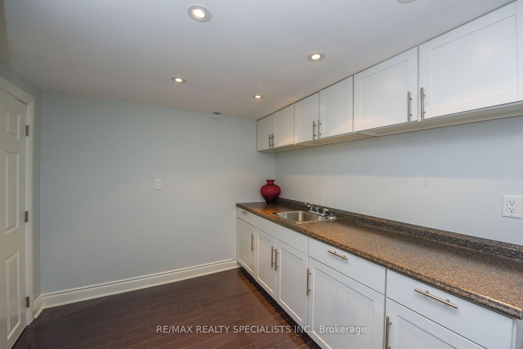 4808 Owl Circ