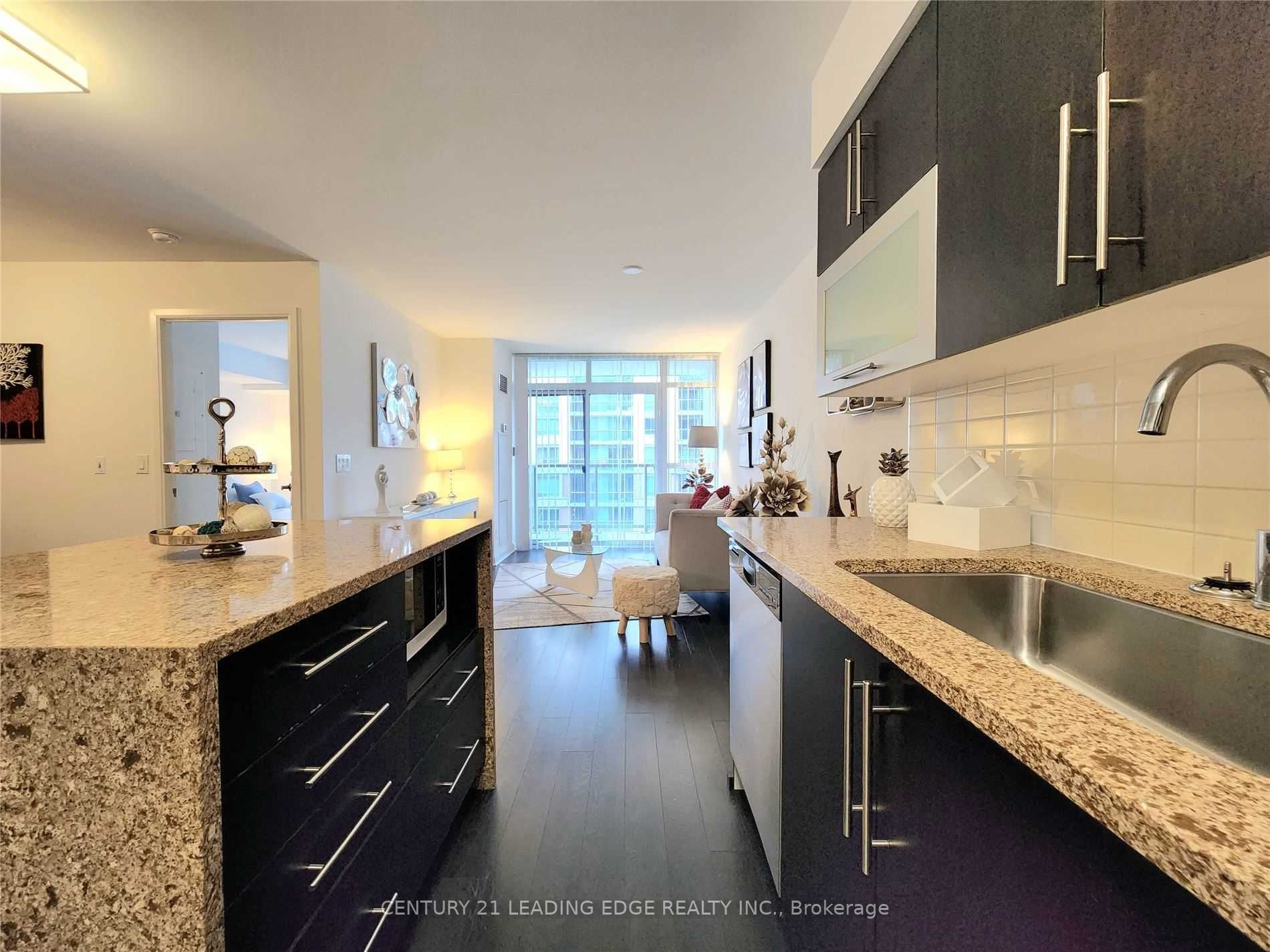 1 Michael Power Pl, #512