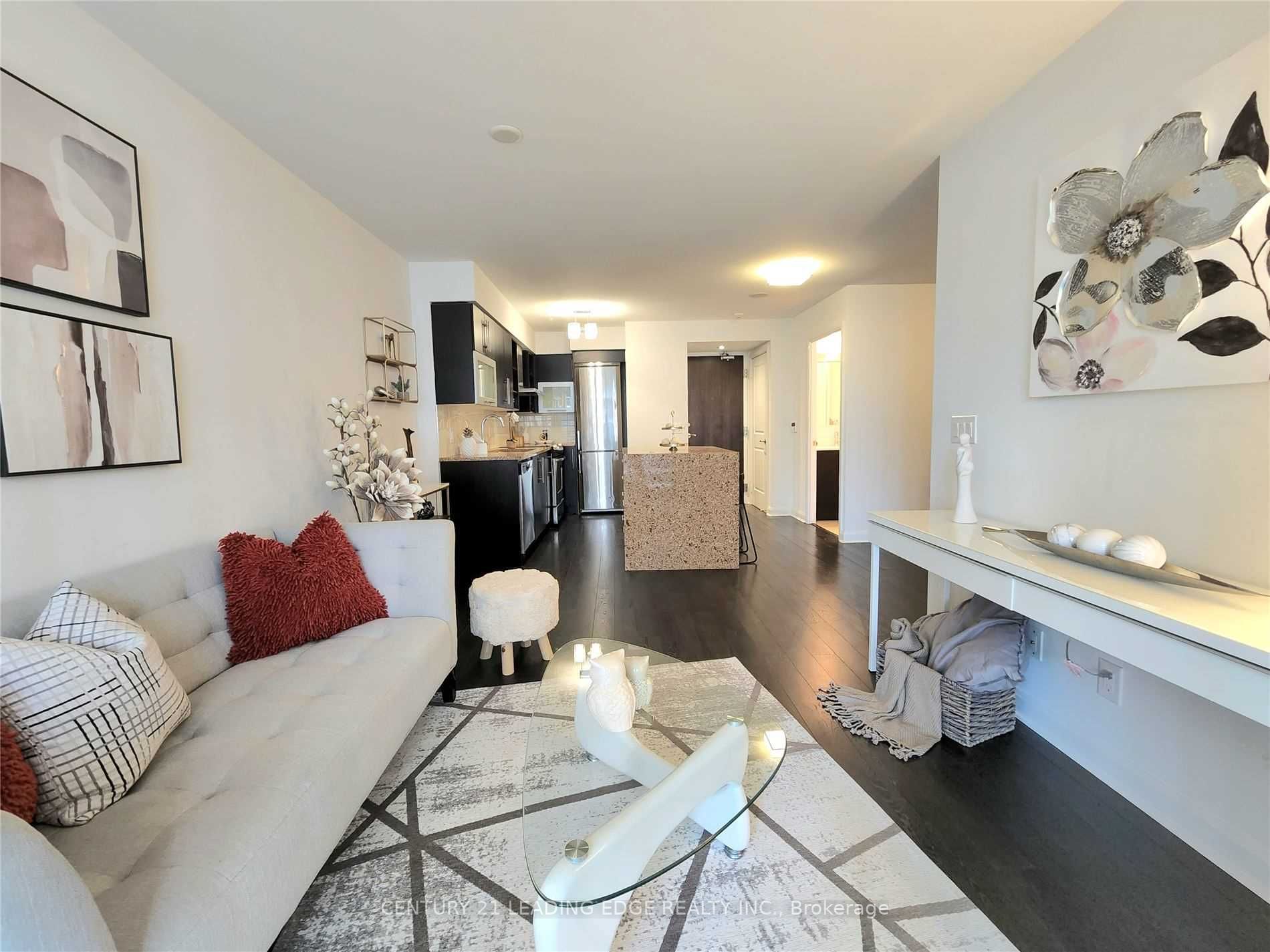 1 Michael Power Pl, #512