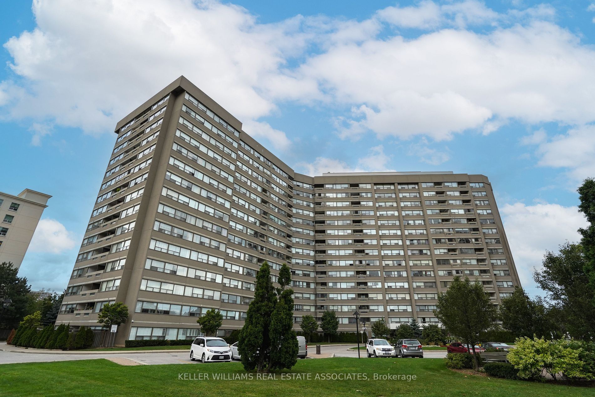 475 The West Mall, #617