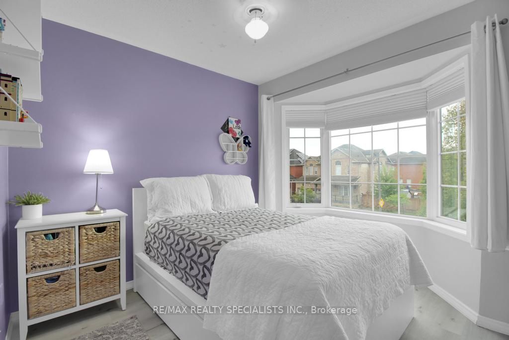 1029 Mccuaig Dr
