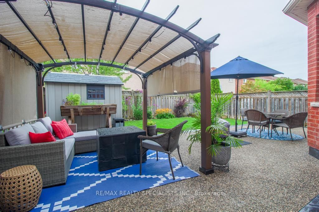1029 Mccuaig Dr