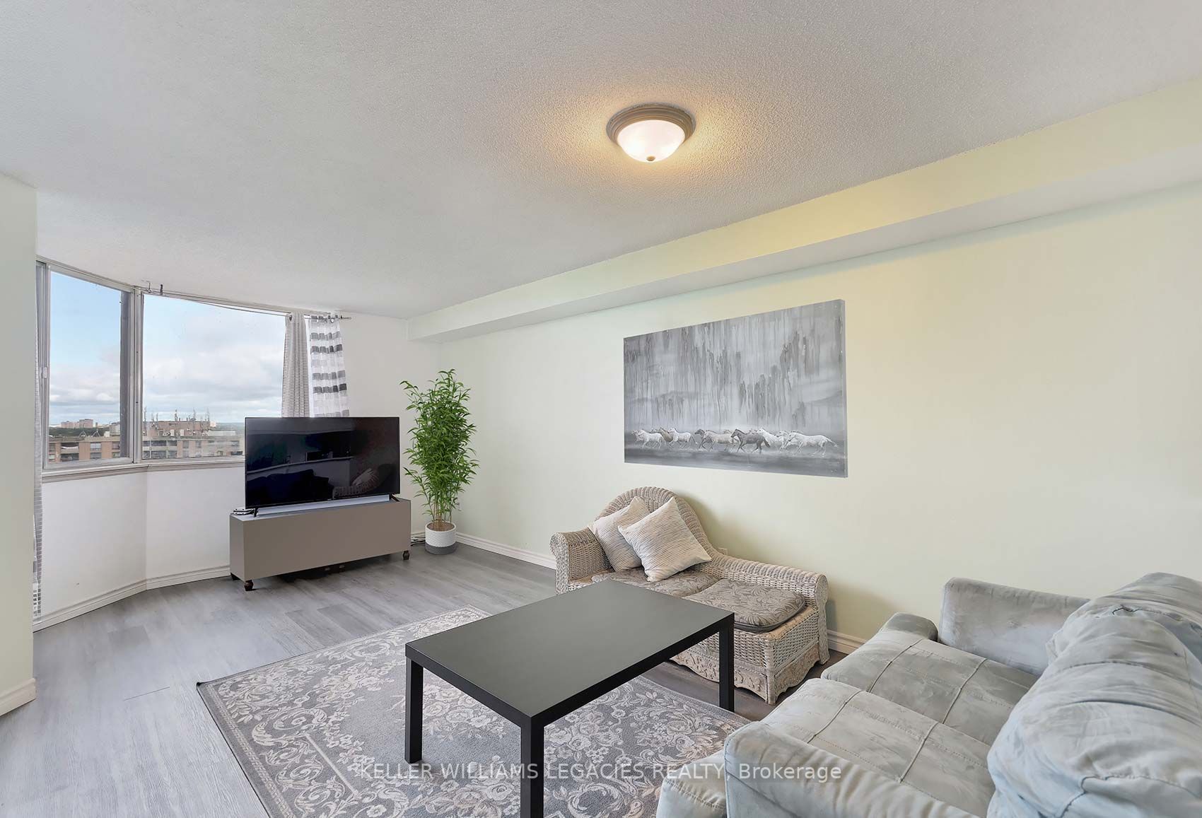Listing W6818906 - Large Photo # 10