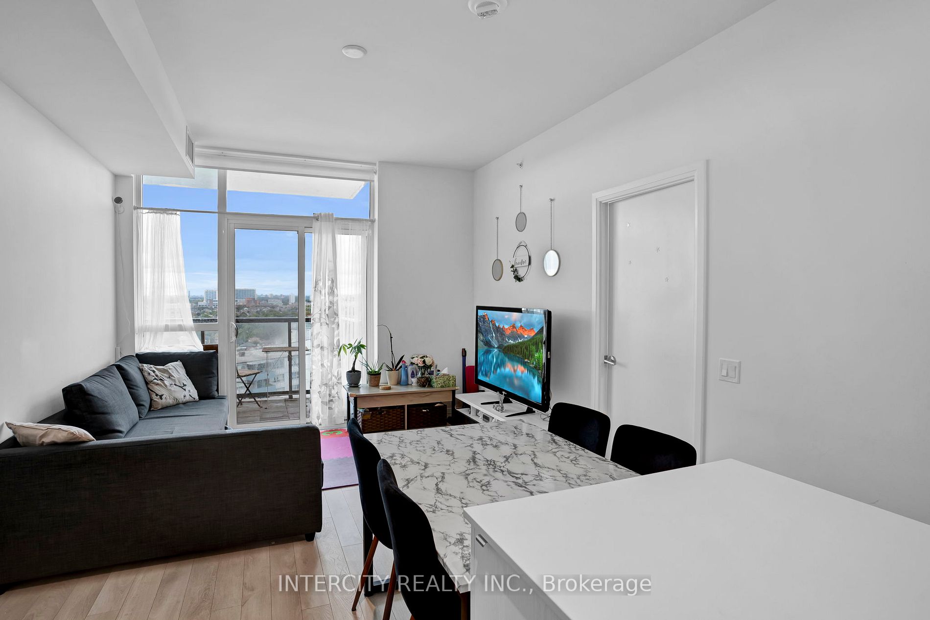 1461 Lawrence Ave W, #1804
