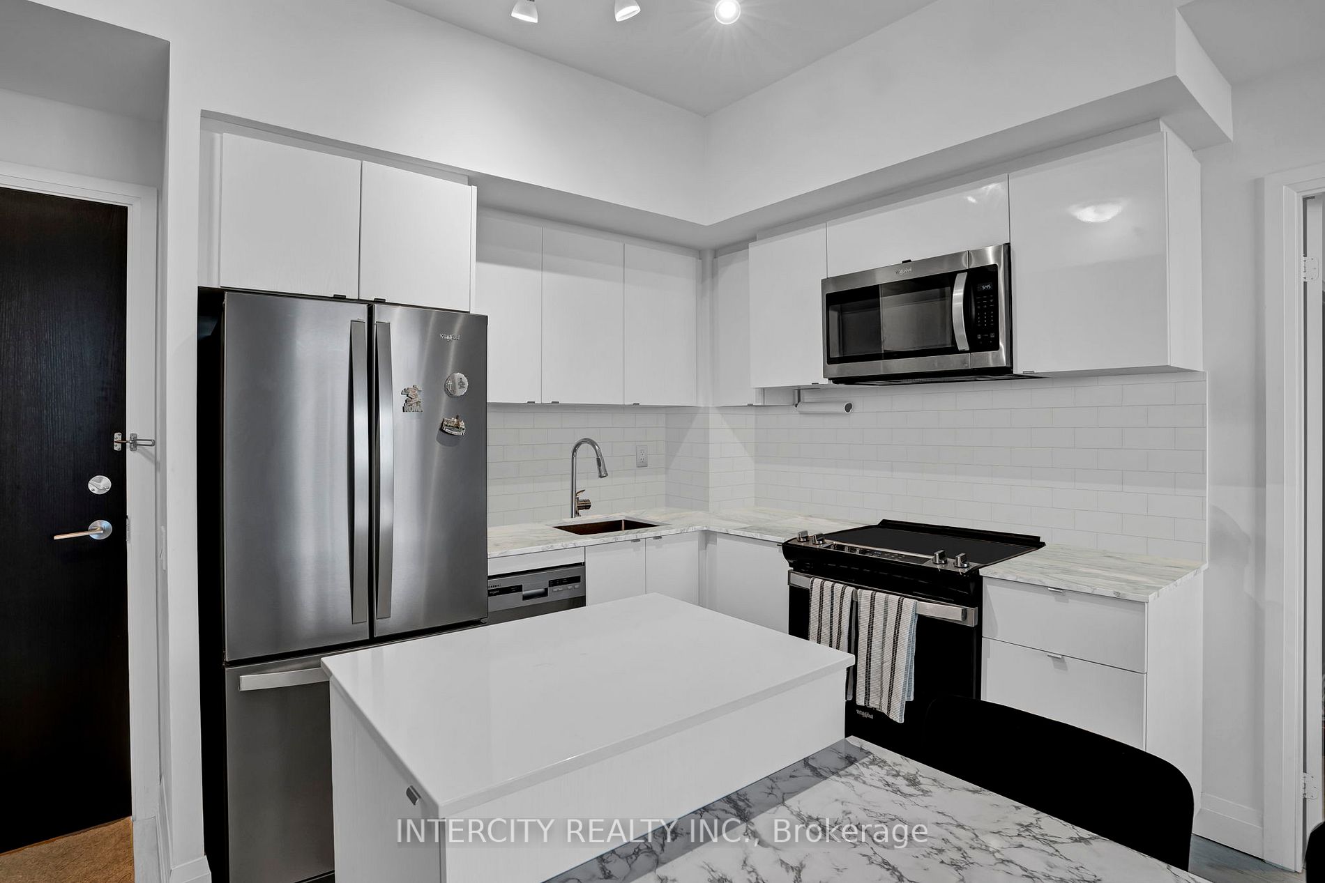 1461 Lawrence Ave W, #1804