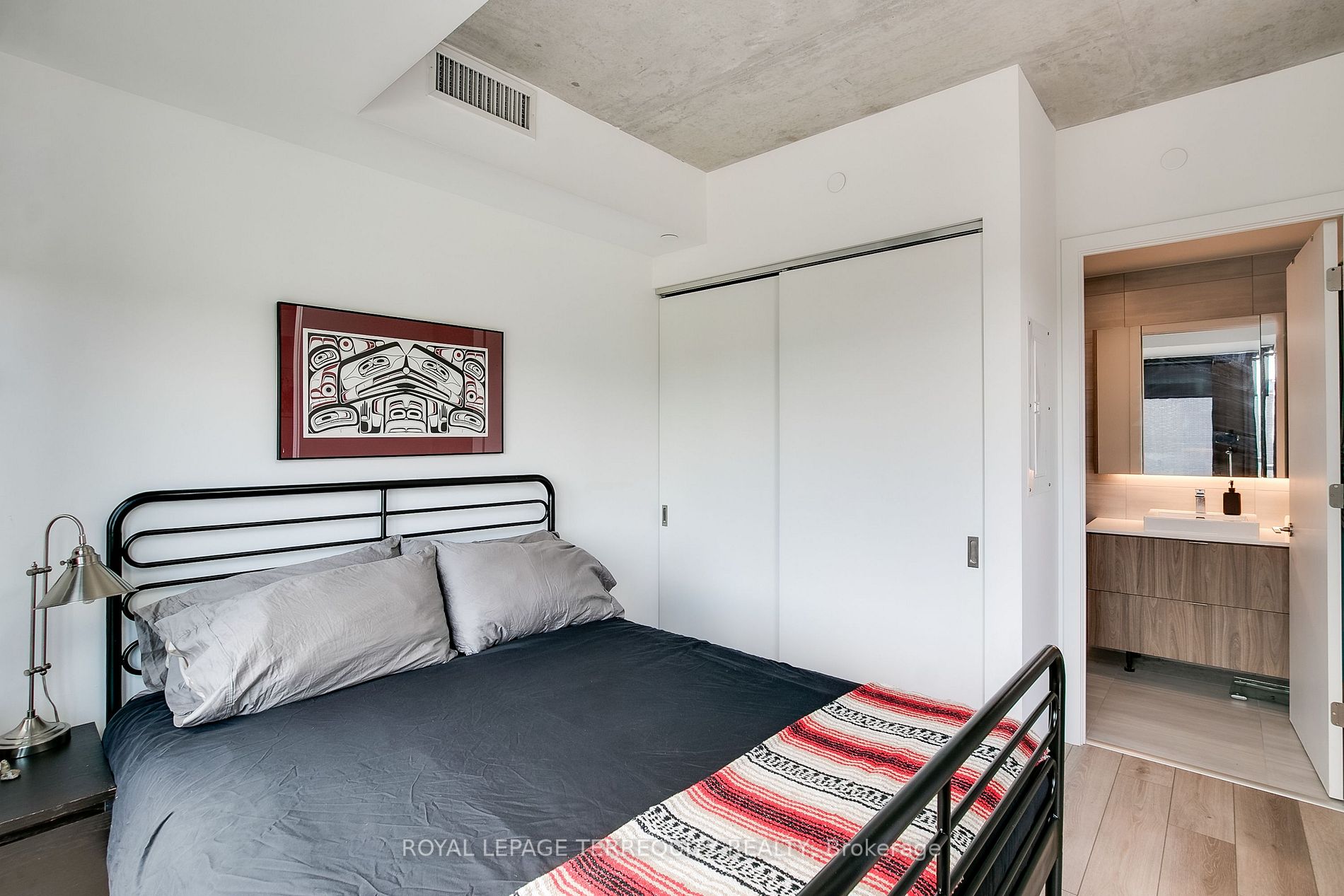 Listing W6819044 - Large Photo # 13