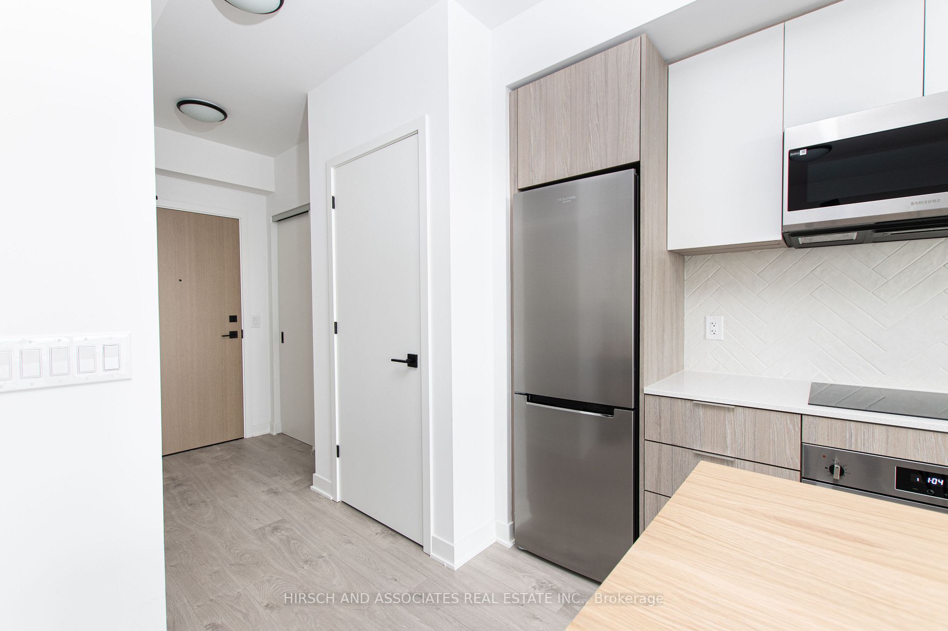 Listing W6819128 - Large Photo # 17
