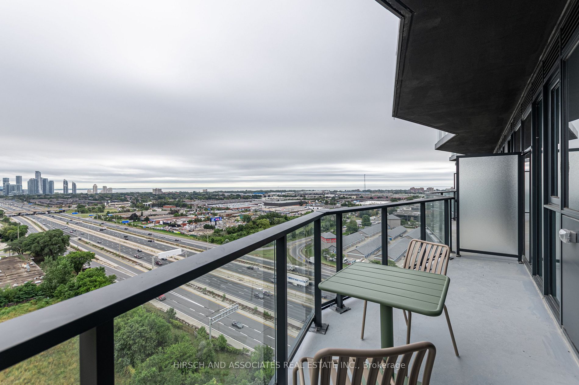Listing W6819128 - Large Photo # 19