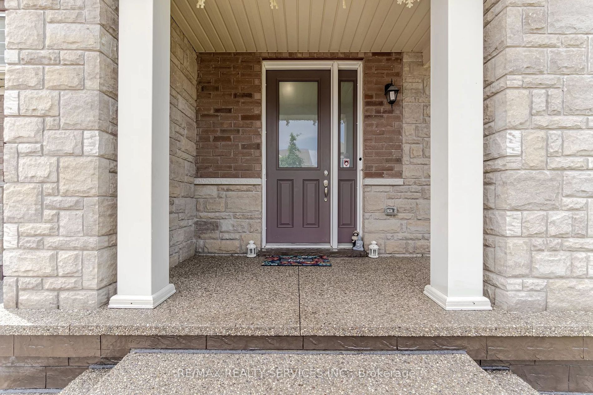 76 Blackberry Valley Cres